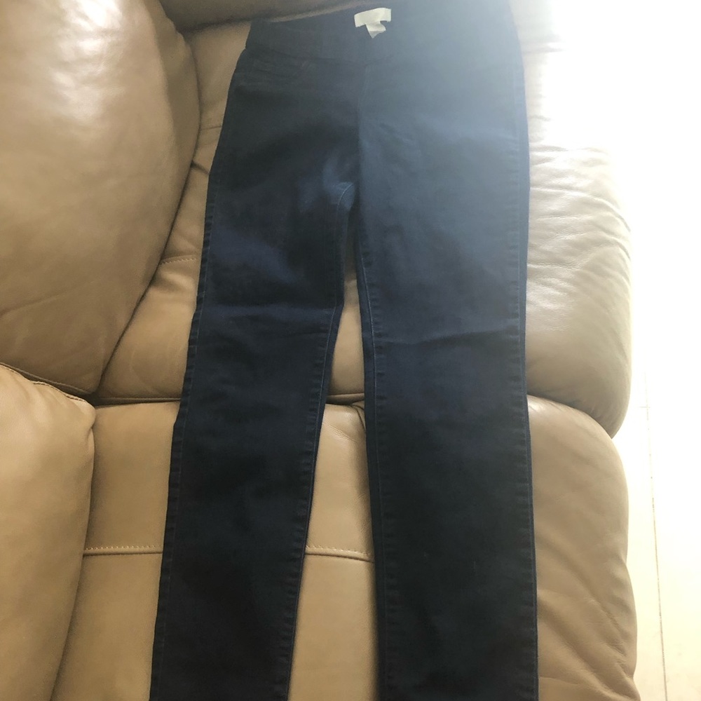 Dark blue Jeans